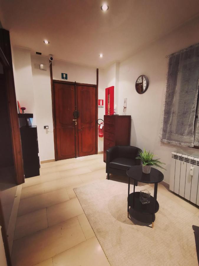 Casa de hóspedes Bella - Ee Roma